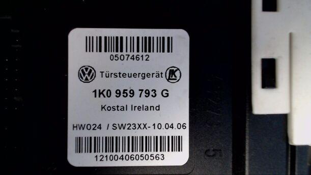 Foto: FENSTERHEBER ELEKTRISCH VORN LINKS eines VW Passat Variant 2.0 TDI GL