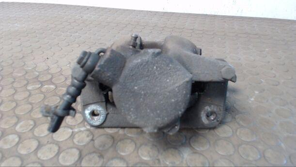 Foto: BREMSSATTEL VORNE LINKS eines Peugeot 407 SW HDi 135 GL