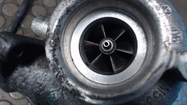 Foto: TURBOLADER eines Peugeot 407 SW HDi 135 GL