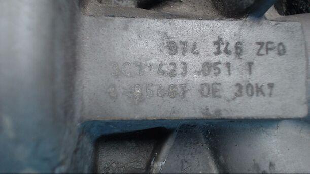 Foto: LENKGETRIEBE ELEKTRISCH eines VW Passat Variant 2.0 TDI GL