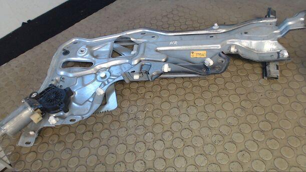 Foto: FENSTERHEBER ELEKTR HINTEN RECHTS eines Renault Laguna Grandtour 1.6 16V GL
