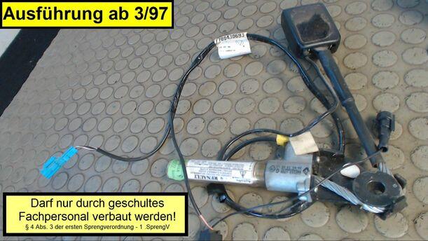 Foto: GURTSTRAFFER VORN LINKS eines Renault Laguna Grandtour 1.6 16V GL