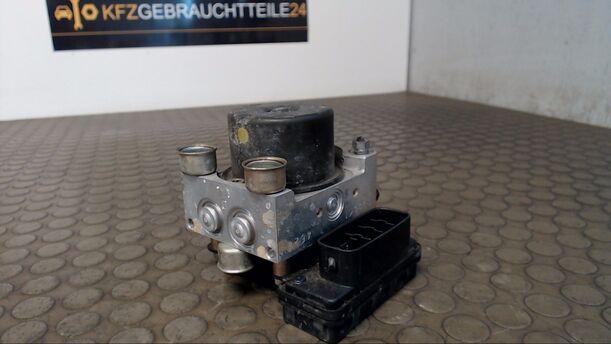 Foto: HAUPTBREMSAGGREGAT eines Daihatsu Cuore 1.0 GL