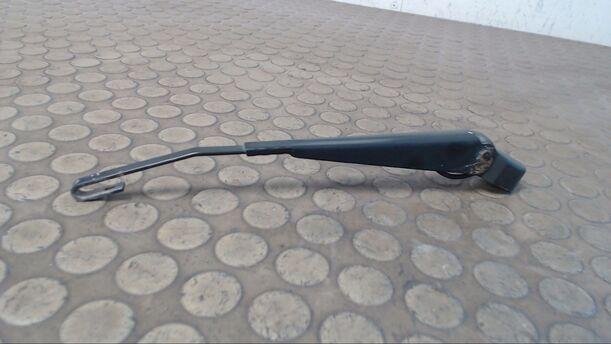 Foto: SCHEIBENWISCHERARM HINTEN eines Ford Focus Turnier GL