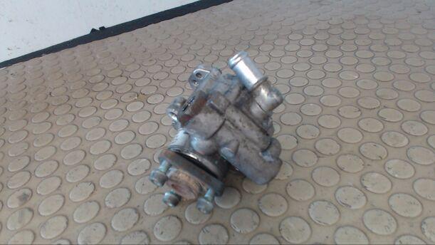 Foto: PUMPE SERVOLENKUNG eines VW Passat Variant 1.9 TDI GL