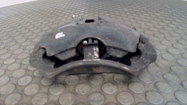 Foto: BREMSSATTEL VORN RECHTS eines Ford Escort 16V GL