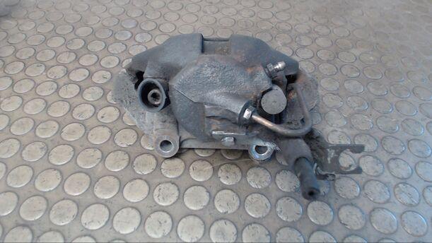 Foto: BREMSSATTEL VORNE LINKS eines Skoda Superb 1,9 TDI GL