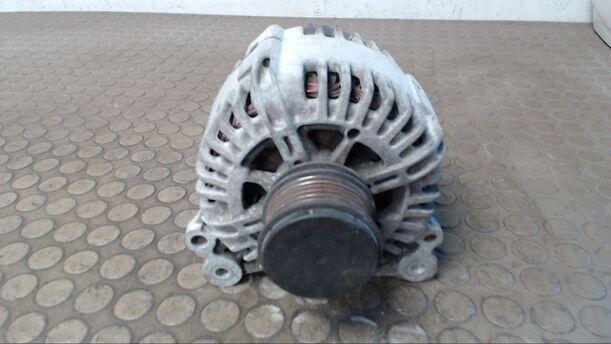 Foto: LICHTMASCHINE VALEO eines VW Caddy 1.9 TDI Eco