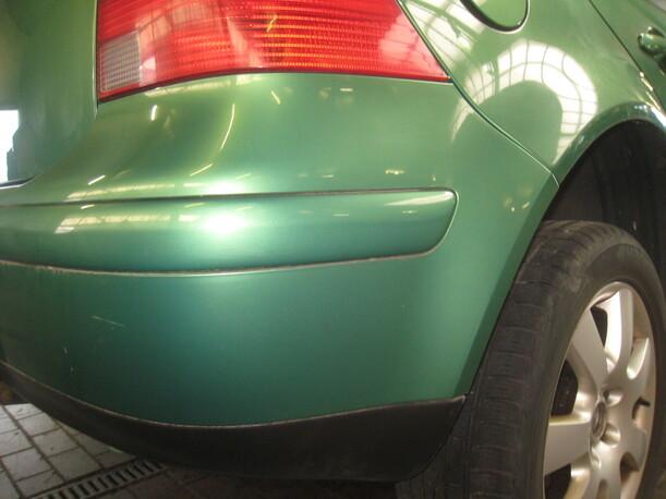 Foto: STOSSFÄNGER / STOSSSTANGE HINTEN eines VW Golf 1.9 TDI GL