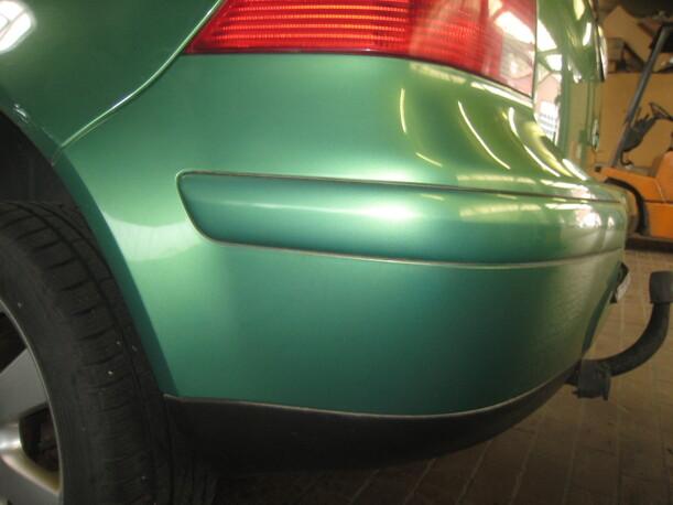 Foto: STOSSFÄNGER / STOSSSTANGE HINTEN eines VW Golf 1.9 TDI GL