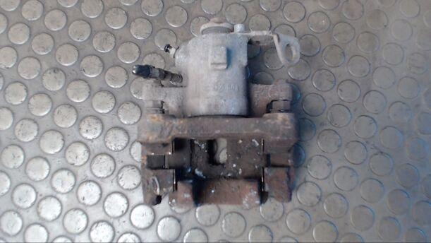 Foto: BREMSSATTEL HINTEN RECHTS eines VW Golf 1.9 TDI GL