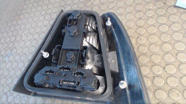 Foto: HECKLEUCHTE / RÜCKLICHT LINKS (ZUBEHÖR) eines VW Bora 2.3 V5 GL