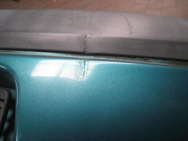 Foto: STOSSFÄNGER / STOSSSTANGE HINTEN eines Ford Fiesta GL
