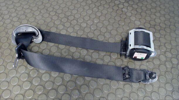 Foto: SICHERHEITSGURT VORNE RECHTS eines BMW 535d Touring GL