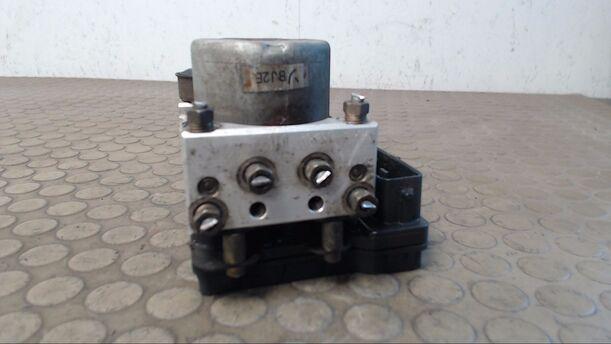 Foto: HAUPTBREMSAGGREGAT ABS eines Mazda 323 F 1.6 GL