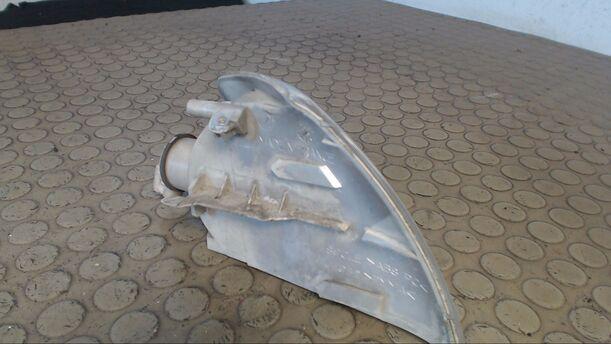 Foto: BLINKER LINKS eines Renault Megane 1.6 GL