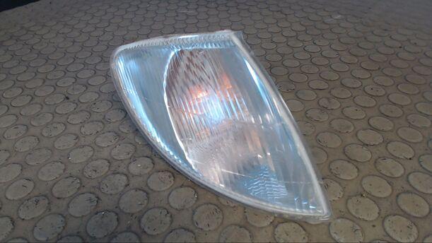 Foto: BLINKER RECHTS eines Renault Megane 1.6 GL
