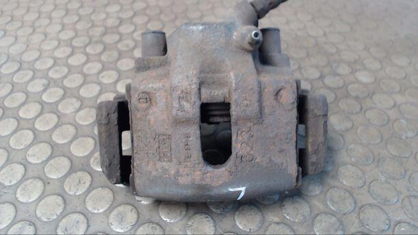 Foto: BREMSSATTEL VORNE LINKS eines Fiat Doblo 1.9 JTD GL