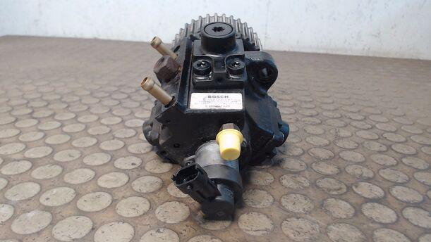 Foto: DIESELEINSPRITZPUMPE eines Opel Vectra 1.9 CDTI