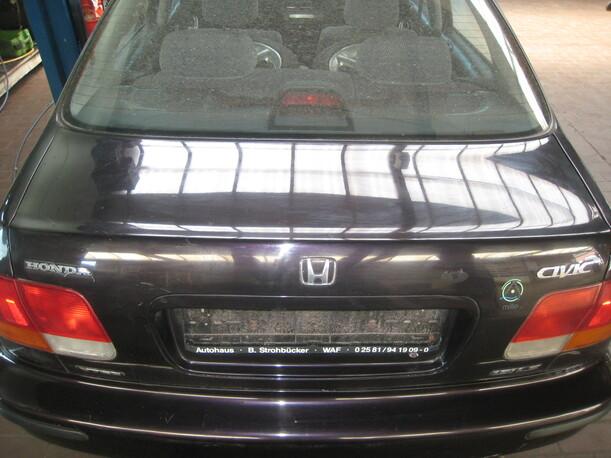 Foto: HECKDECKEL / HECKKLAPPE eines Honda Civic 1.5i GL