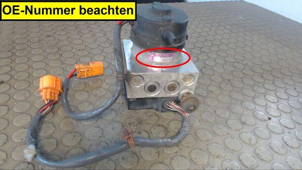 Foto: HAUPTBREMSAGGREGAT ABS eines Honda Civic 1.5i GL