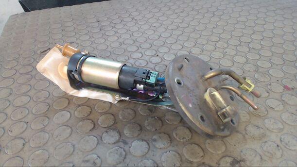 Foto: KRAFTSTOFFPUMPE eines Honda Civic 1.5i GL