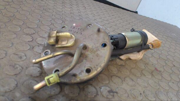 Foto: KRAFTSTOFFPUMPE eines Honda Civic 1.5i GL