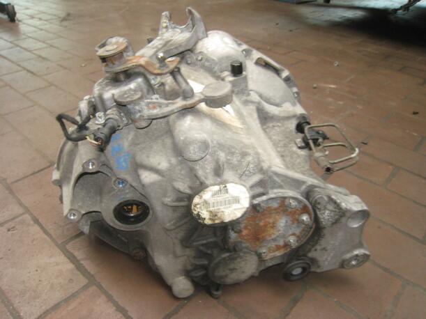 Foto: SCHALTGETRIEBE 6-GANG 711640 eines Mercedes-Benz A 180 CDI GL