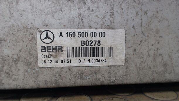 Foto: LADELUFTKÜHLER eines Mercedes-Benz A 180 CDI GL