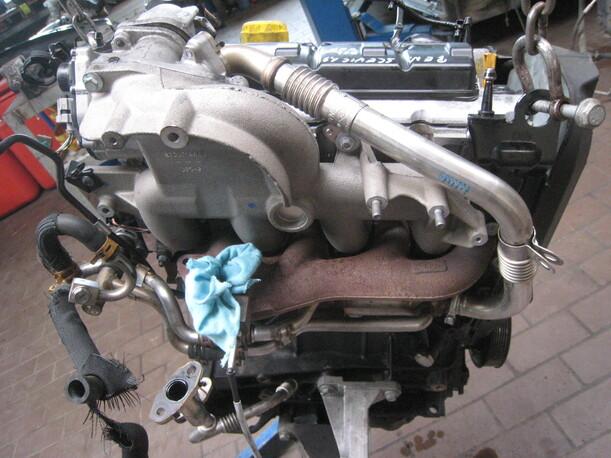 Foto: MOTOR F8Q816 eines Renault Scenic 1.9 dCi FAP GL