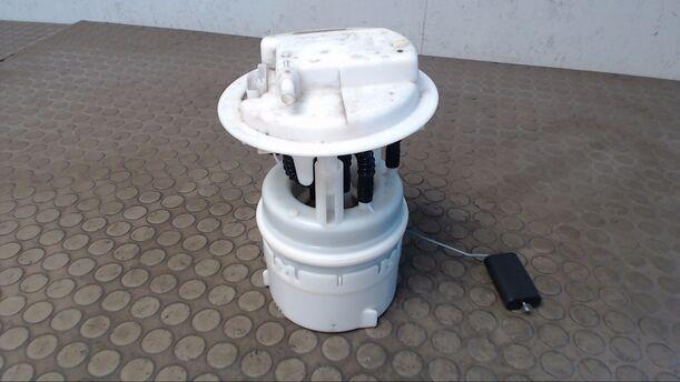 Foto: KRAFTSTOFFPUMPE eines Peugeot 206 75 GL
