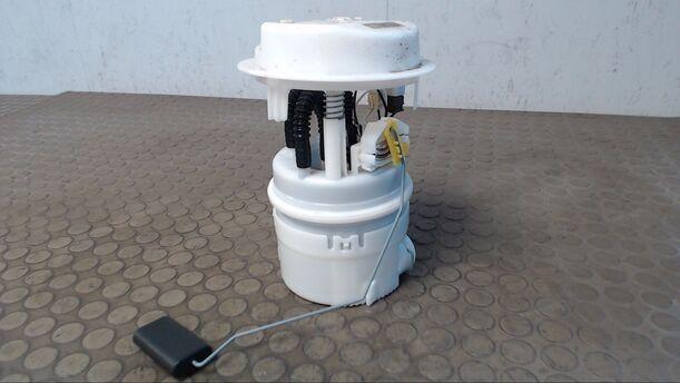 Foto: KRAFTSTOFFPUMPE eines Peugeot 206 75 GL