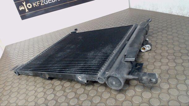 Foto: KONDENSATOR KLIMAANLAGE eines Opel Astra 2.0 DTI GL