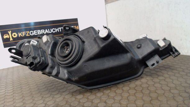 Foto: SCHEINWERFER LINKS eines Peugeot 206 SW 75 GL