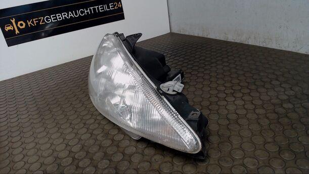 Foto: SCHEINWERFER RECHTS eines Peugeot 206 SW 75 GL