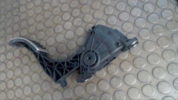 Foto: GASPEDAL eines VW Polo 1.4 TDI GL
