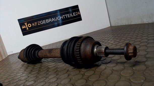 Foto: ANTRIEBSWELLE HINTEN LINKS eines Smart smart fortwo cabrio softtouch GL