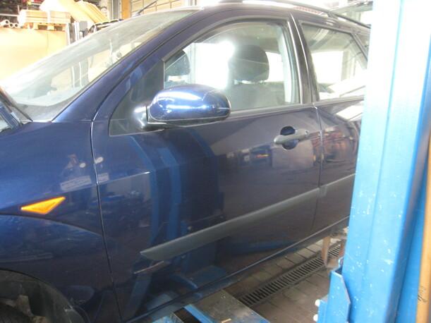 Foto: TÜR VORN LINKS (4/5-TÜRER) eines Ford Focus Turnier GL