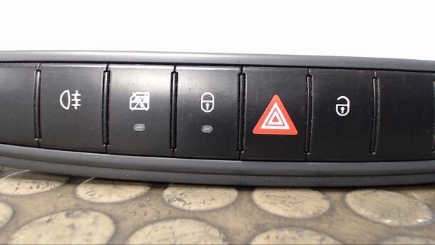 Foto: SCHALTEREINHEIT MITTELKONSOLE eines Smart smart forfour cdi CL