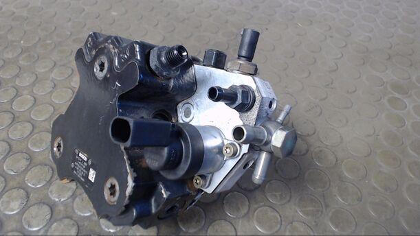 Foto: DIESELEINSPRITZPUMPE eines Smart smart forfour cdi CL