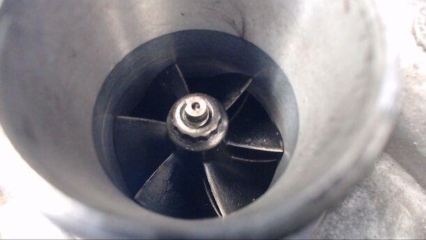 Foto: TURBOLADER eines Opel Vectra 2.0 DTI Caravan GL