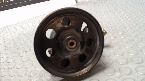 Foto: PUMPE SERVOLENKUNG eines Ford Focus Turnier DI XL
