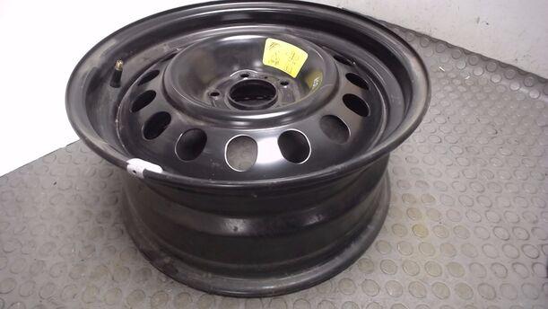 Foto: STAHLFELGE 7X16 ET39 (NEUWERTIG) eines Peugeot 607 HDI 135 TX