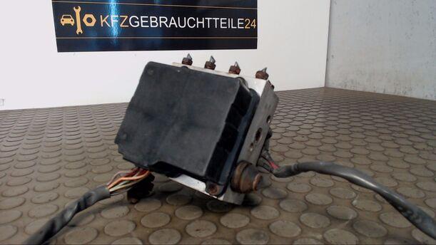 Foto: HAUPTBREMSAGGREGAT ABS eines Honda Civic 1.4i GL