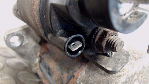 Foto: ANLASSER / STARTER DENSO eines Honda Civic 1.4i GL