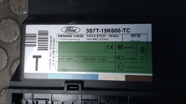 Foto: KOMFORTSTEUERGERÄT eines Ford Mondeo 2.5  Turnier V6 Aut. Eco