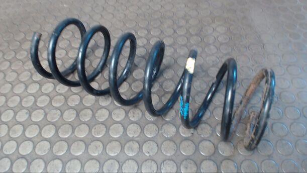 Foto: HINTERFEDER LINKS eines Ford Mondeo 2.5  Turnier V6 Aut. GL
