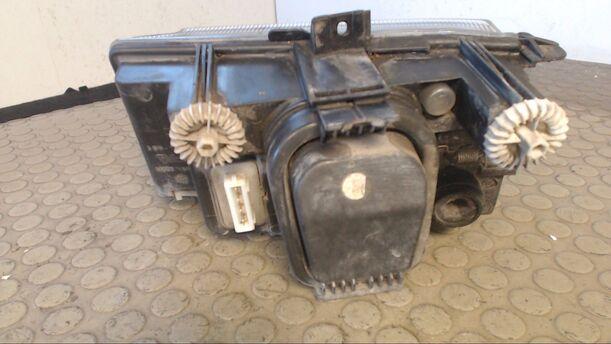 Foto: SCHEINWERFER RECHTS eines VW Caddy 1.4 GL