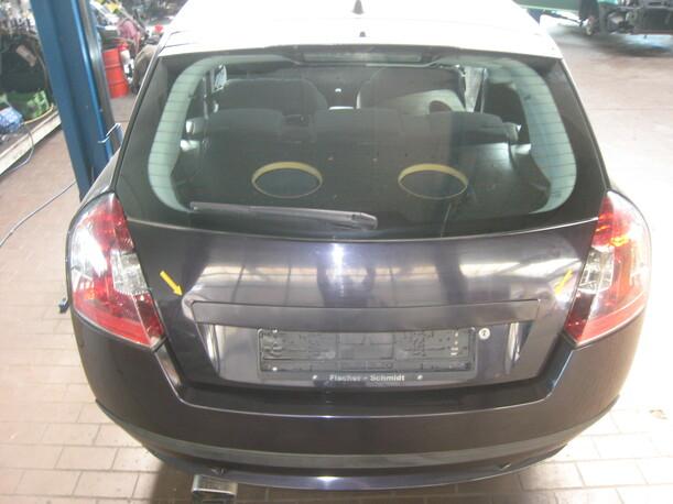 Foto: HECKKLAPPE / HECKDECKEL  (2/3-TÜRER) eines Fiat Stilo 1.8 16V GL