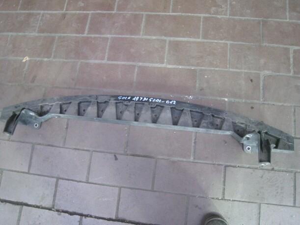 Foto: STOSSSTANGENHALTER  VORN eines VW Golf 1.9 TDI